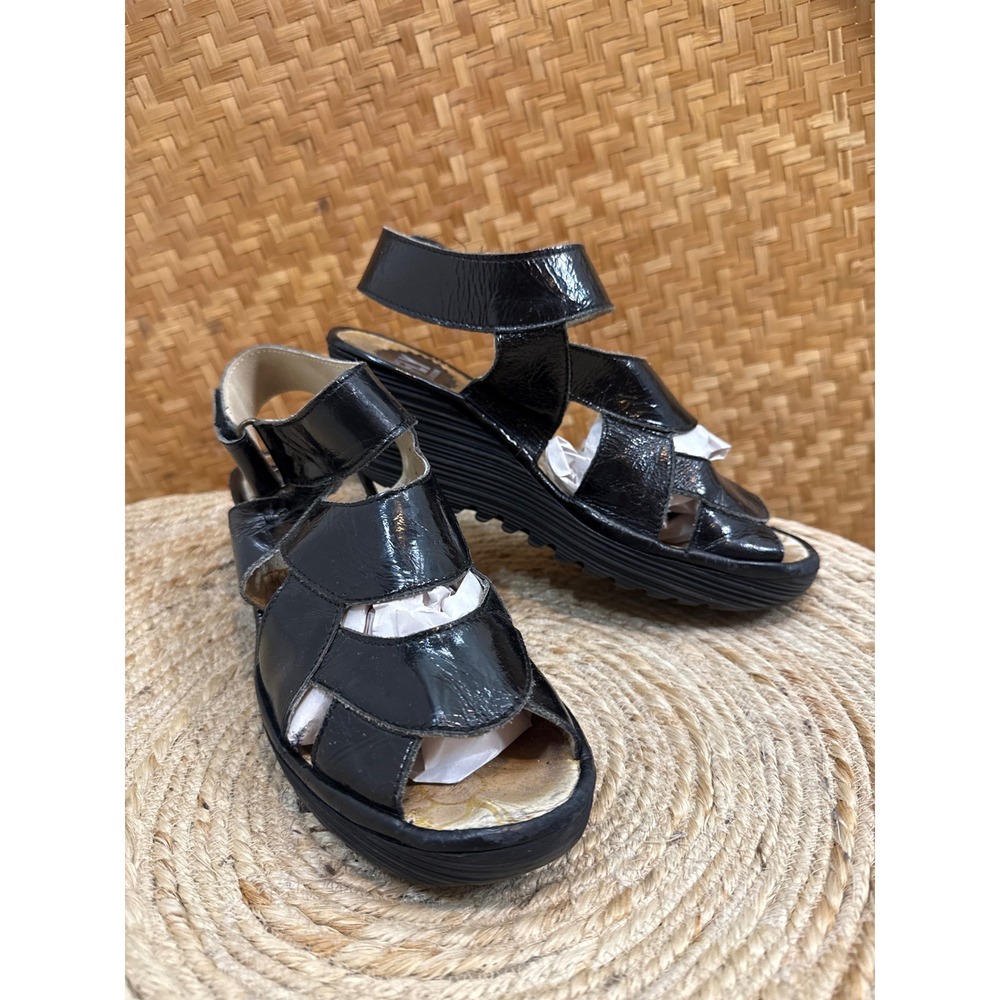 Fly London Yown Black Patent Leather Wedge Sandals Strappy Platform EU 38 US 8.5
